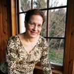 A portrait showing Shelley Frisch